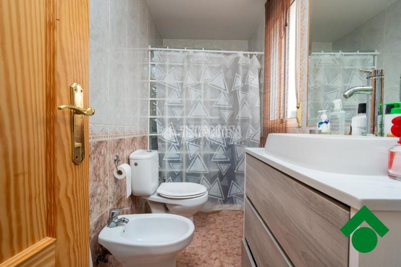 Foto b4cc4555-801d-45fd-adbb-a41a39861ddb. Maison jumelée avec parking dans Moraleda de Zafayona