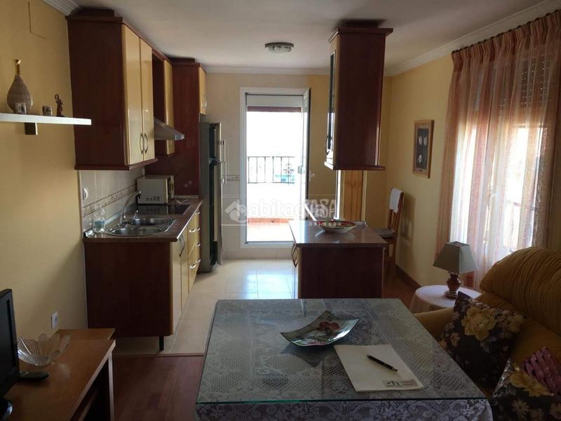 Foto b70779e4-cc43-40f0-a1ee-0097ea412820. Pis a Huétor Tájar