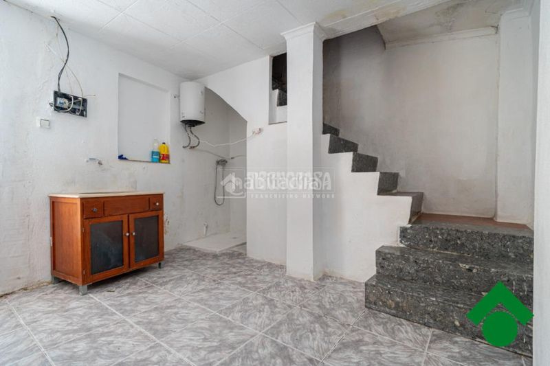 Foto 78aa0f64-c951-4785-97b4-9751ffc649b8. Casa aparellada a Santa Fe