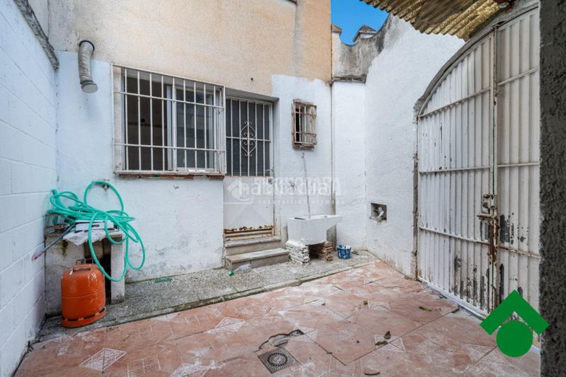 Foto 2533b288-55fd-41d7-95b4-9ef94806135f. Casa aparellada a Santa Fe
