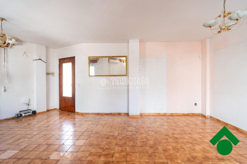 Foto 3c6dbe18-2e97-4b4a-b0be-d54c4d676bc8. Casa aparellada a Santa Fe
