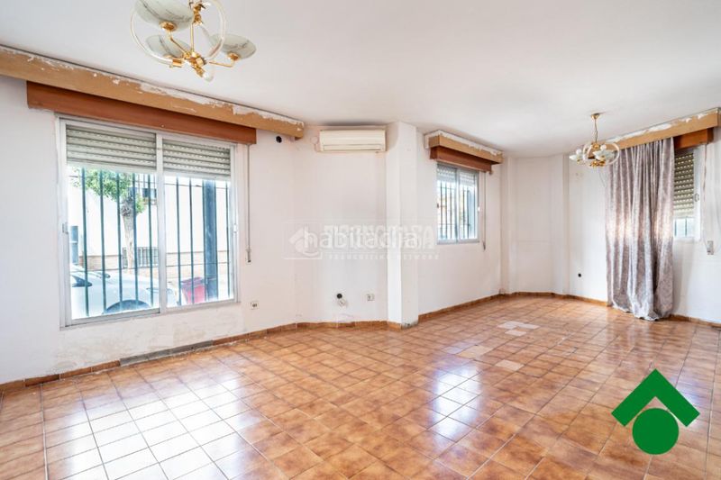 Foto b67e2778-0ed3-4861-b710-d540217f0913. Casa aparellada a Santa Fe