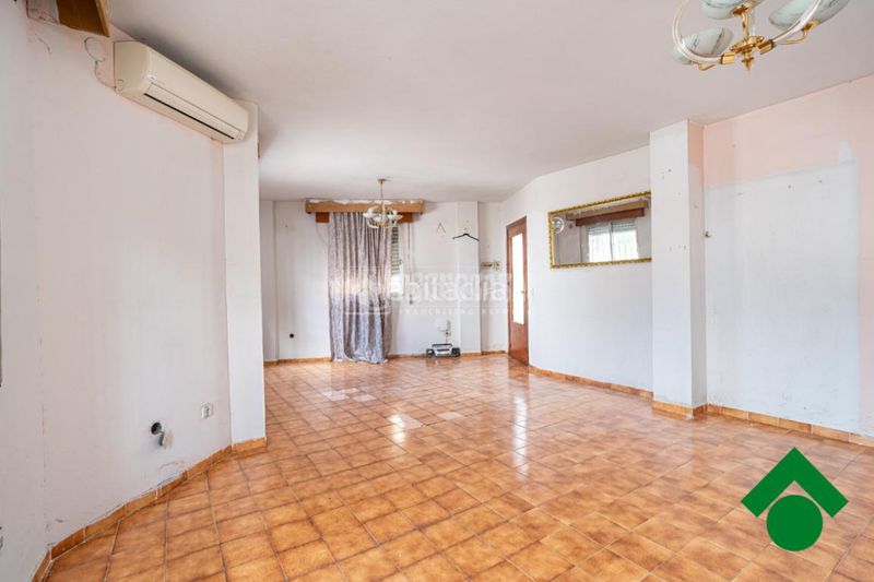 Foto cf30e7ad-a2ef-4a75-b359-8f68447dce44. Casa aparellada a Santa Fe