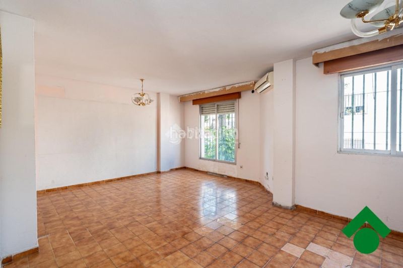 Foto ea7ae8f7-8b57-49dd-8ccb-4f3e477f1663. Casa aparellada a Santa Fe