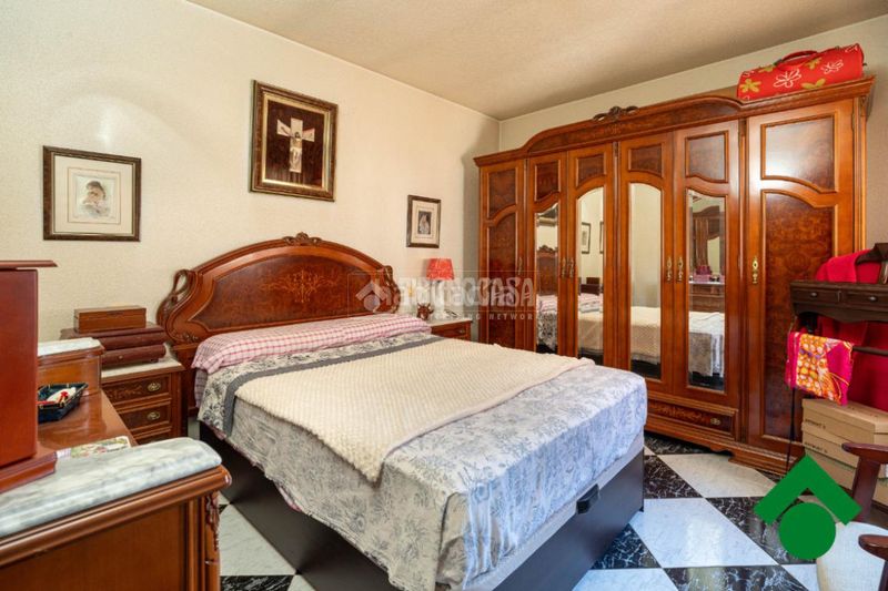 Foto f85a2cc2-3dd1-41bf-a441-b3fa2c77f3b2. Pis a Santa Fe