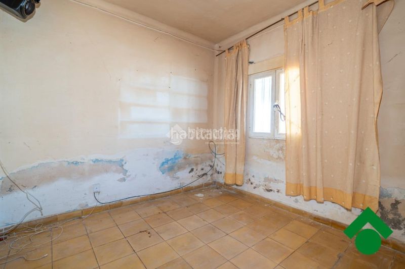 Foto 0a899a49-8544-47fe-ab4f-858651aeef11. Casa aparellada a Santa Fe