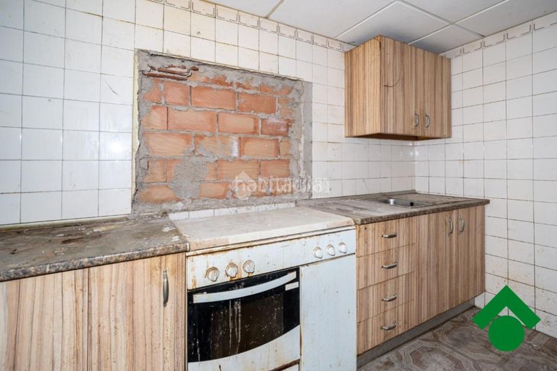 Foto 7da3a7c9-7e68-431c-924d-e6fedd27f719. Casa aparellada a Santa Fe