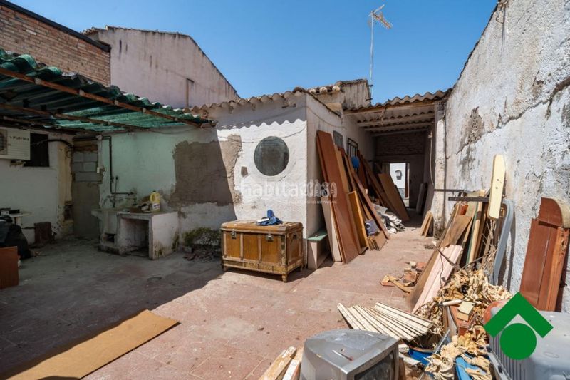 Foto fa101346-6c59-4fe7-b524-f35fe01d0f3f. Casa aparellada a Santa Fe