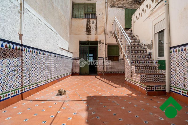 Foto cd609bb1-367e-44b1-ac76-2e8e6cfee498. Casa aparellada amb aparcament a Las Flores - Huerta Gabias (Las)