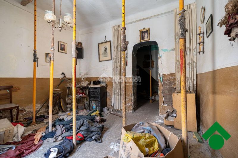 Foto 93889649-6899-4415-ae68-0324d9eb9cc7. Casa aparellada a Santa Fe