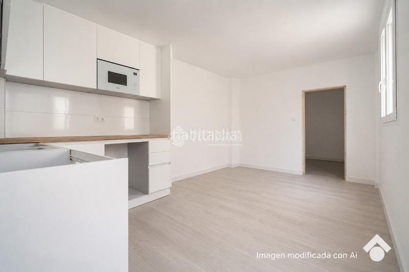 Foto 78f140cc-cbbc-49a2-b364-ab8fa51876a5. Casa aparellada a Santa Fe