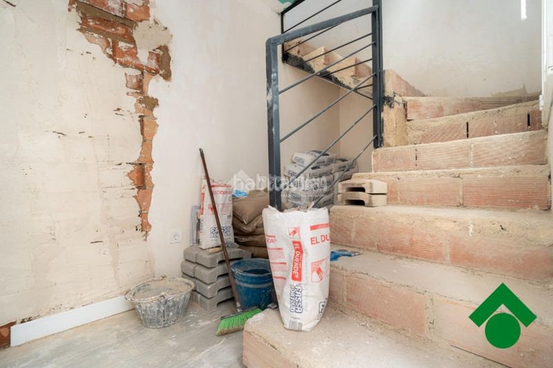 Foto 9e1fc914-e90b-4b5e-830f-f7a819710776. Casa aparellada a Santa Fe