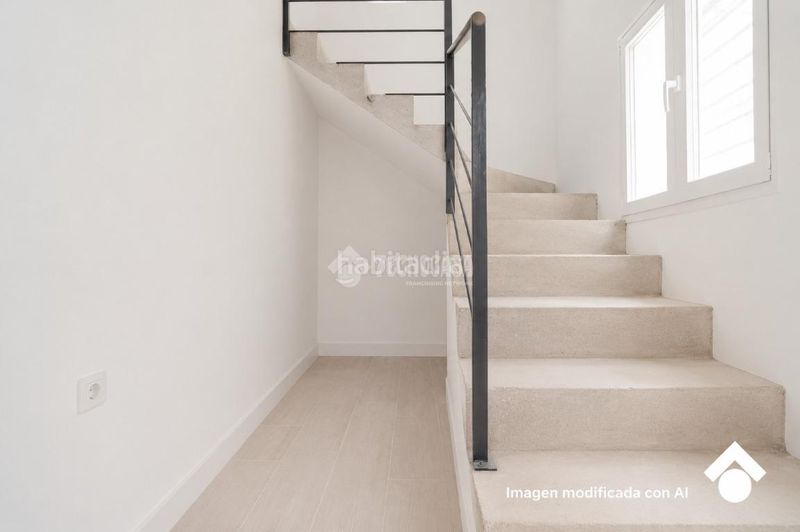 Foto ca09b6f1-103e-4657-9c7d-130710011eb8. Casa aparellada a Santa Fe