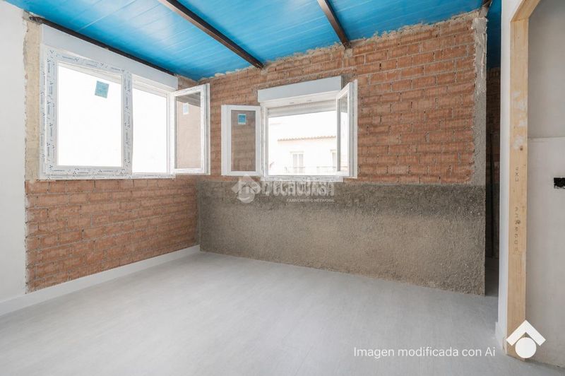 Foto ebfb539c-17c3-4ac0-a841-53ff9c4ad0cc. Casa aparellada a Santa Fe
