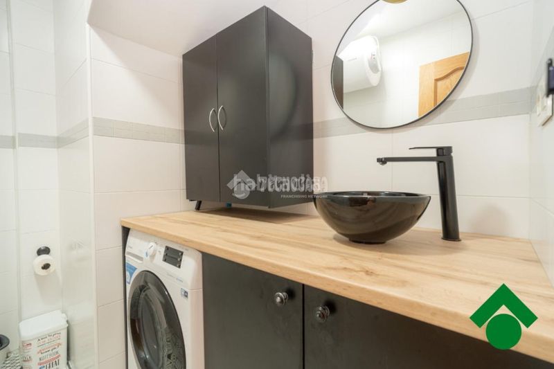 Foto a61fd065-4b05-4ec3-bd42-fe6c10971312. Pis amb aparcament a Híjar Gabias (Las)