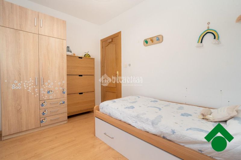 Foto a77cebb9-eb89-4f9d-b702-6bb90a0bfb01. Pis amb aparcament a Híjar Gabias (Las)