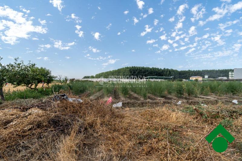 Foto de036a2c-2543-4acb-a4db-f8f8fed705f6. Masía casa rural en venta en santa fe en Fuente Vaqueros