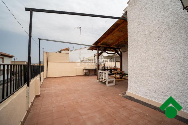 Foto d6110fad-63da-4277-8e6c-660bf99102f5. Casa pareada casa en venta en Santa Fe