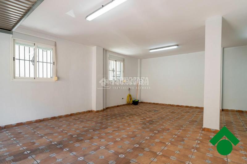 Foto c3331500-59d9-46d3-9360-87c8a6e5eecb. Local commercial dans Santa Fe