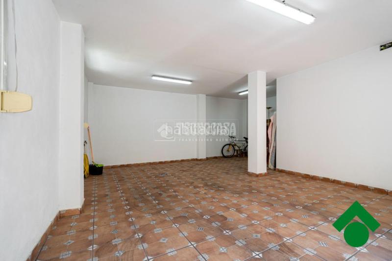 Foto ebf41004-7dad-4713-b892-0c09e67b0991. Local commercial dans Santa Fe