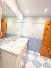 Appartement à La Avanzada-La Cueva. Piso en venta en fuenlabrada