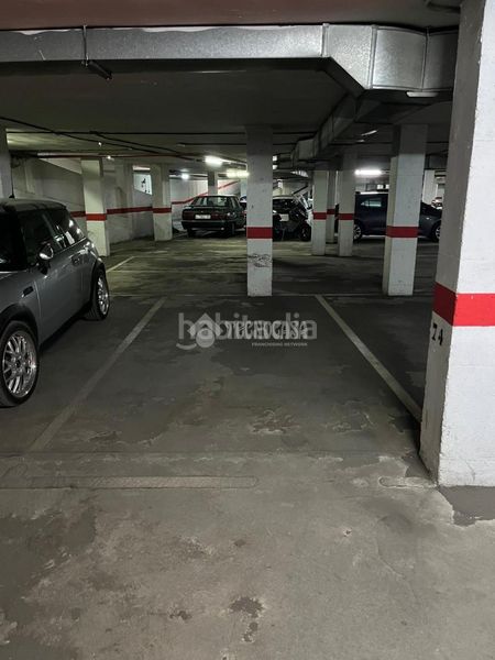 Foto 4bf507b8-2a47-4b3f-9d7a-ac4058b6e8e1. Aparcament cotxe a Centro Fuenlabrada