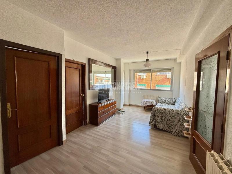 Foto 61d4fee5-f9d6-4b31-a848-2c28cdf6d8c2. Piso  en venta en Coslada pueblo Coslada