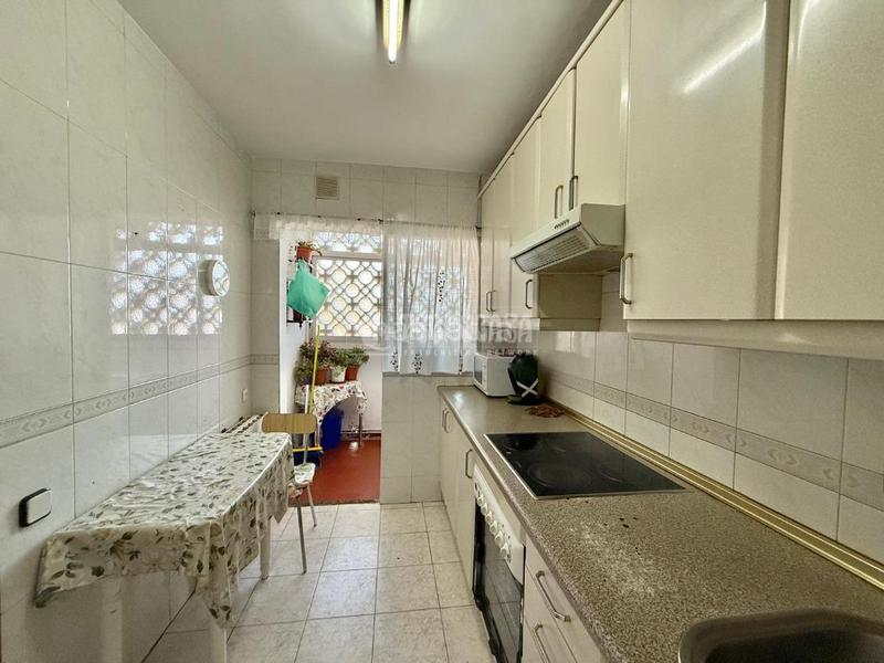 Foto d2d2d5ac-abbd-4712-85bf-58403352ad91. Piso  en venta en Coslada pueblo Coslada