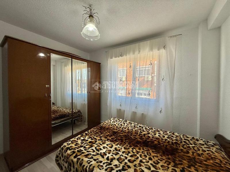 Foto f3c6c210-143f-487c-bbc3-d9f334352286. Piso  en venta en Coslada pueblo Coslada