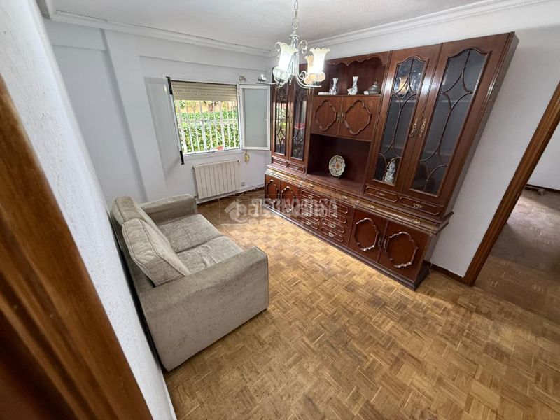 Foto 6a334d9d-b129-47c8-934d-969bcd1d6232. Piso  en venta en Zofío Madrid