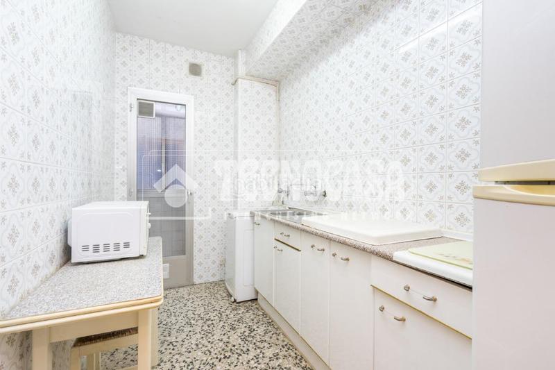 Foto ace149ea-8534-4a0a-b587-d94b38601f99. Flat with heating parking in Concepción Madrid