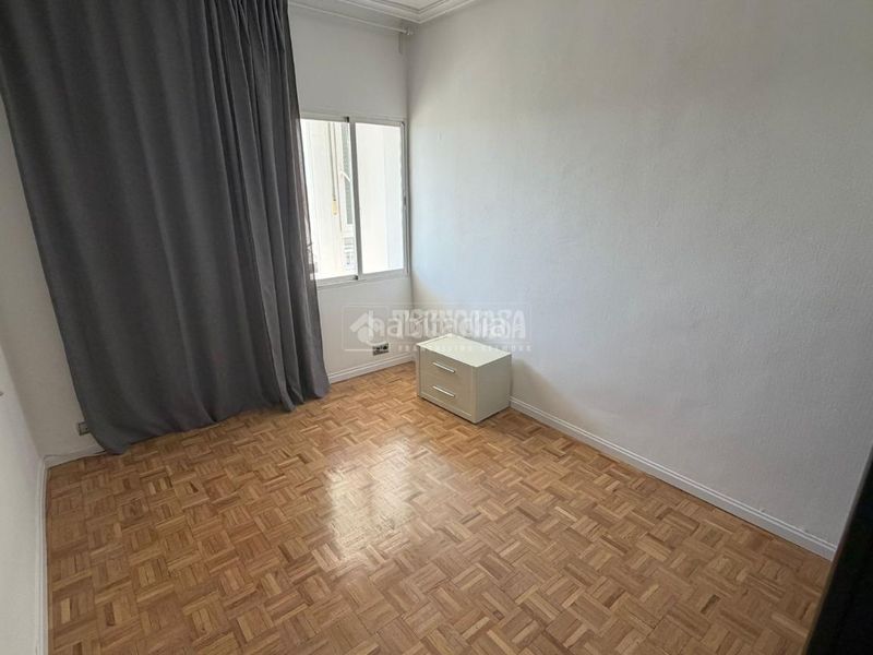 Foto cc575d52-4da4-4f70-b895-717ee5eaa1a2. Rent flat with heating in Concepción Madrid