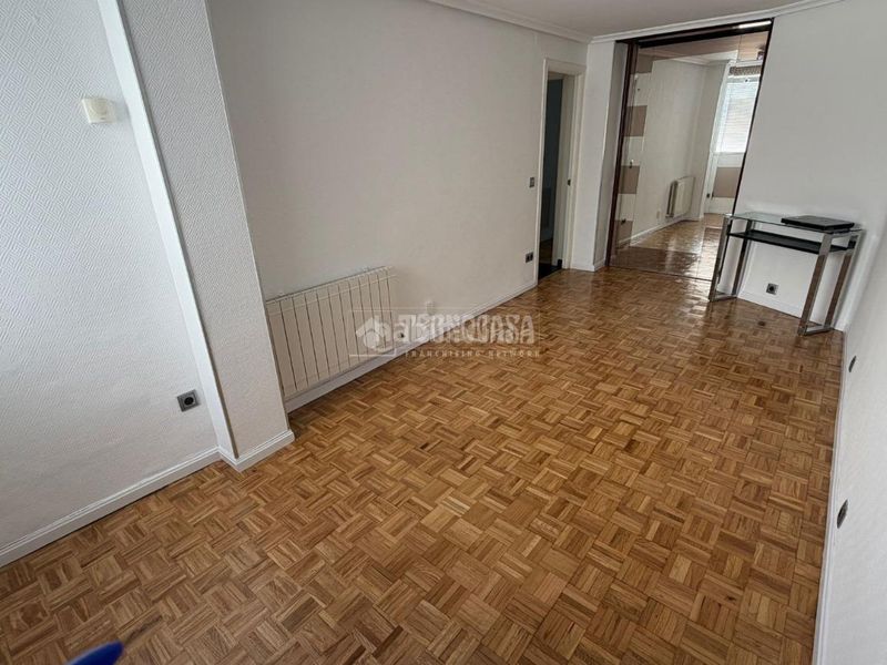 Foto d58e809c-6d6e-458a-a181-2505aab1d2d1. Rent flat with heating in Concepción Madrid