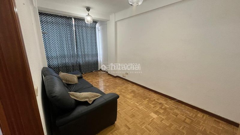 Foto ee1acca8-5b1a-4668-84a0-91295f27a523. Lloguer pis a Concepción Madrid