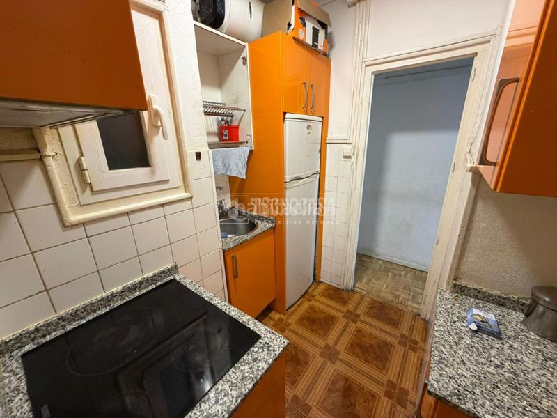 Foto f91274b0-3074-42eb-9c51-c2e7f1b38df2. Flat with heating in Concepción Madrid