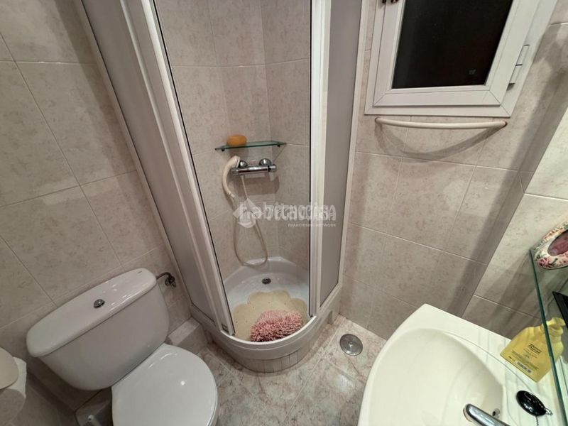 Foto ca749a6d-d33a-4e97-9872-55d54435168b. Pis amb calefacció aparcament a Concepción Madrid