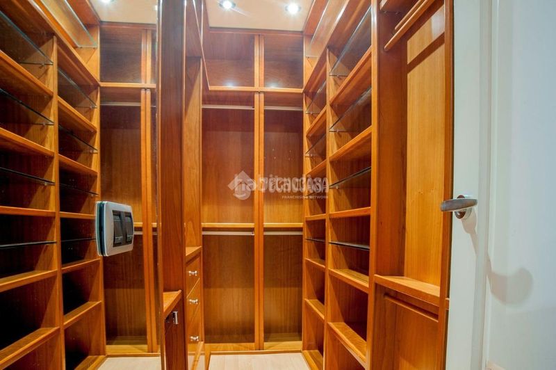 Foto 3e8f66f2-f8ae-4730-b17f-d9828436ecee. Pis amb calefacció aparcament a Concepción Madrid