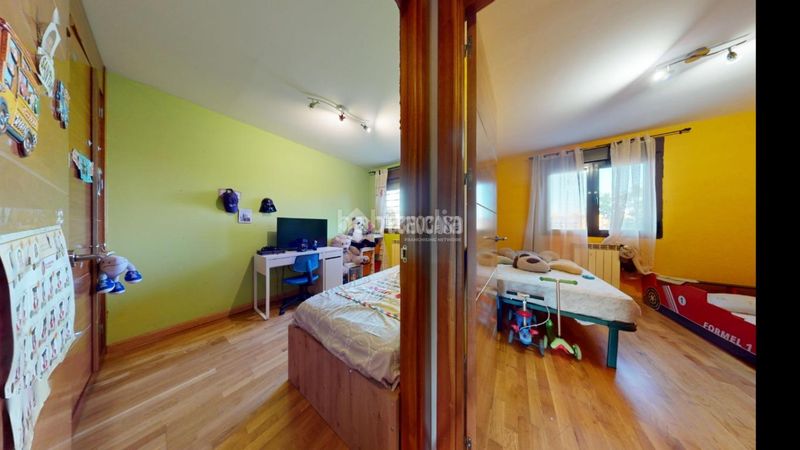 Foto e0dc73c9-daaf-4333-af5c-752419674472. Pis a Yebes - valdeluz Yebes