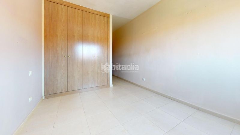 Foto 802bc5a5-6c3d-430e-a2b2-8bfbb0f3e5e7. Casa aparellada amb calefacció a Yebes - pueblo Yebes