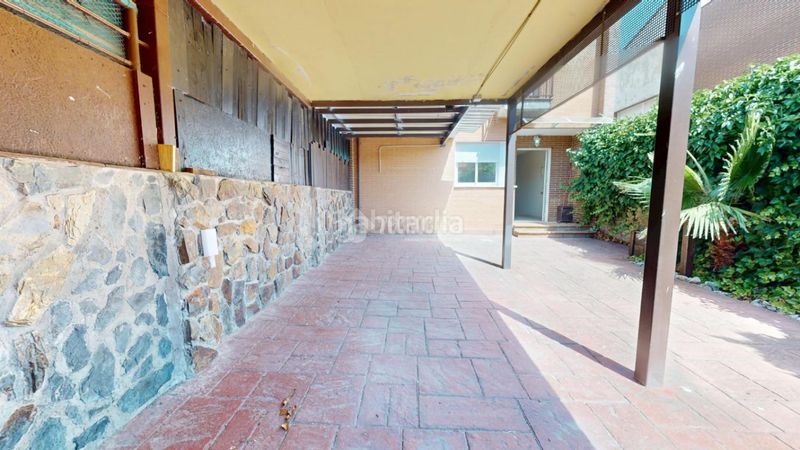 Foto fc8e3f11-b4aa-4612-9373-d7cdb365d8ce. Casa aparellada amb calefacció a Yebes - pueblo Yebes