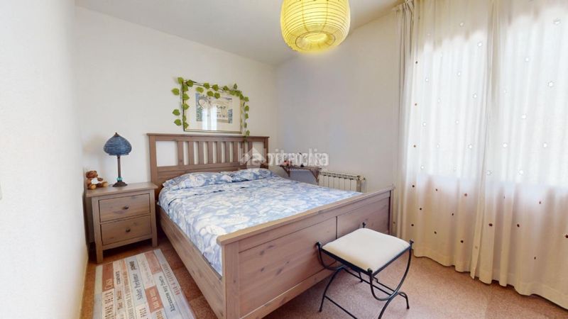 Foto 72cfdfbd-fbd8-422b-8226-fa972626ad62. Casa aparellada amb calefacció aparcament a Horche