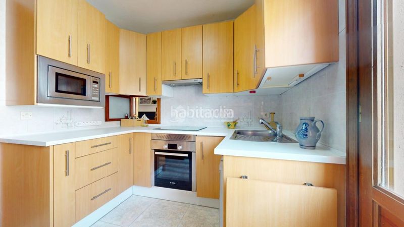 Foto a5183ed6-0b10-476f-bbf7-003236d3f162. Casa aparellada amb calefacció aparcament a Horche