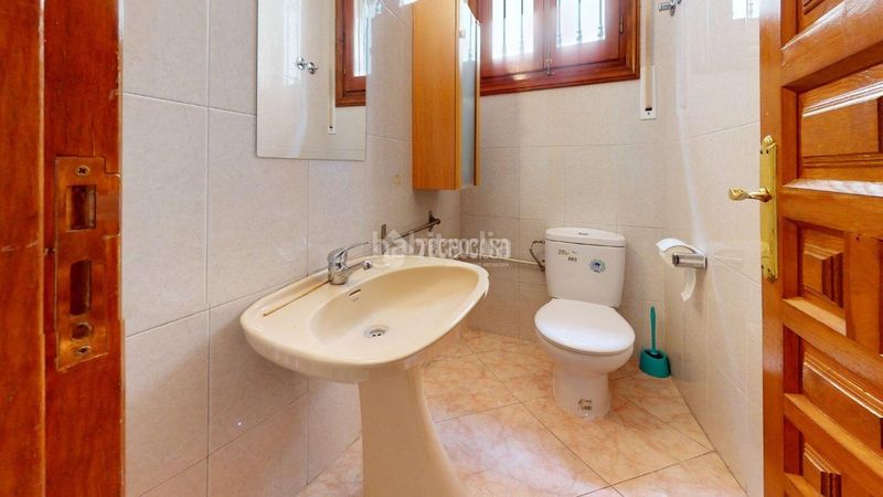 Foto ed84c8e8-ed06-4d23-9e3e-8e13faf836b5. Casa aparellada amb calefacció aparcament a Horche