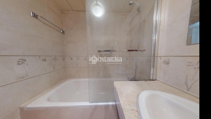 Foto cee7f13d-f4b8-499f-b42e-ac26586f9f17. Pis amb calefacció piscina a Yebes - valdeluz Yebes