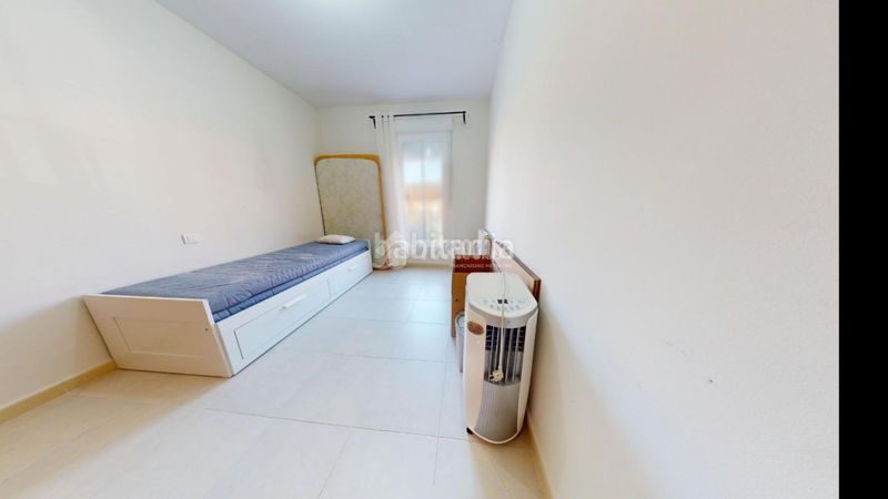 Foto f86488e9-a93b-4828-9414-5b88ed0b2c6c. Casa aparellada a Yebes - pueblo Yebes