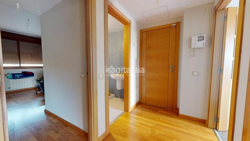 Foto 05a1b0d3-ec2e-4ca3-a621-022e8969c6e0. Pis amb calefacció a Yebes - valdeluz Yebes