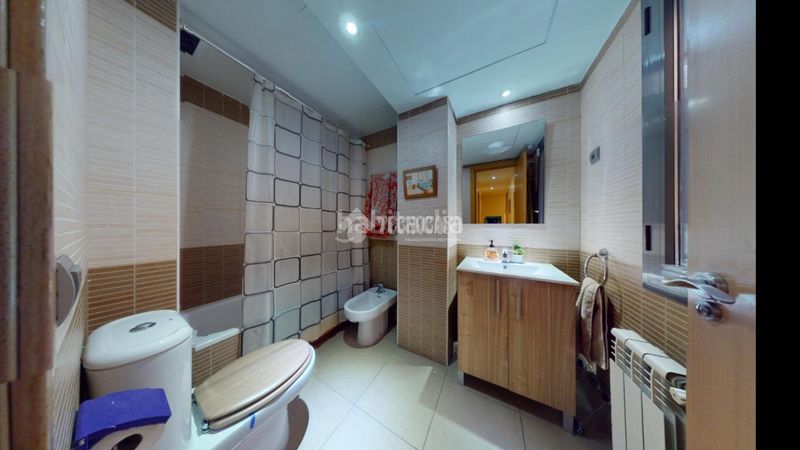 Foto 76023160-cf89-45f9-af40-926cda59a57d. Pis a Yebes - valdeluz Yebes