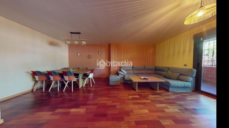 Foto cccca6d8-b661-4ae8-a376-75cd88ba4b76. Pis a Yebes - valdeluz Yebes