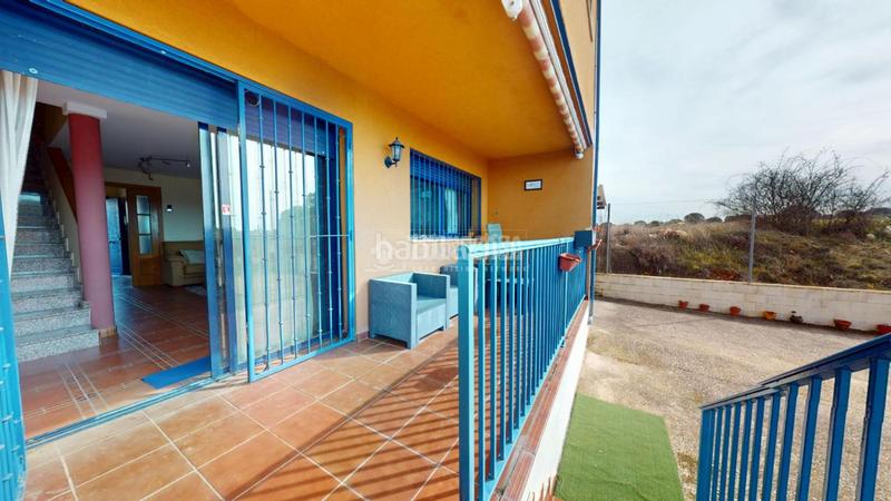 Foto 42d174d8-e1d7-4ab0-8da7-867b10b556bc. Casa aparellada a Yebes - pueblo Yebes