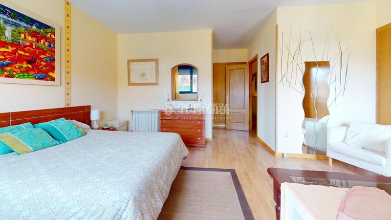 Foto 7f557f79-8537-4149-ad58-23a211648c05. Casa aparellada a Yebes - pueblo Yebes